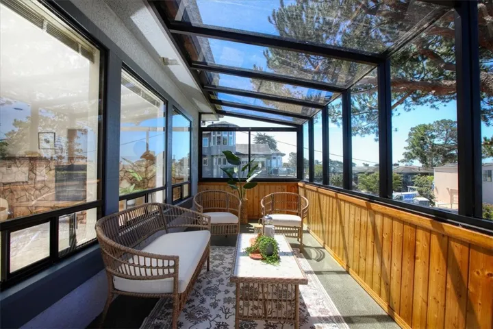 2098 Oxford Avenue, Cambria, California 93428