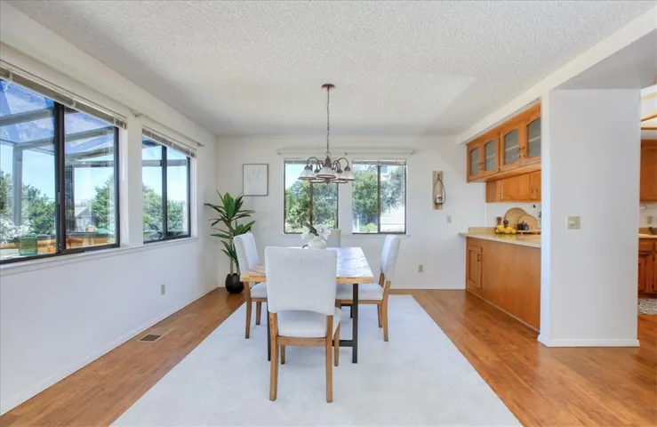 2098 Oxford Avenue, Cambria, California 93428
