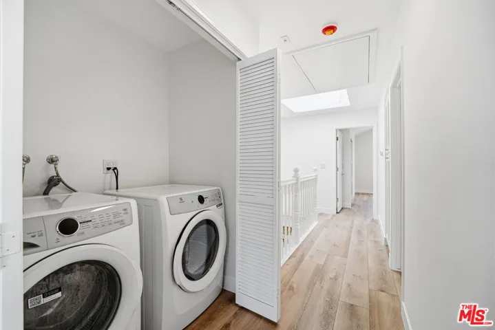 Washer Dryer Unit Upstairs
