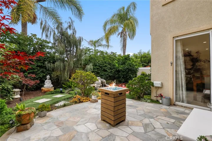 2 Serena Way, Stanton, California 90680