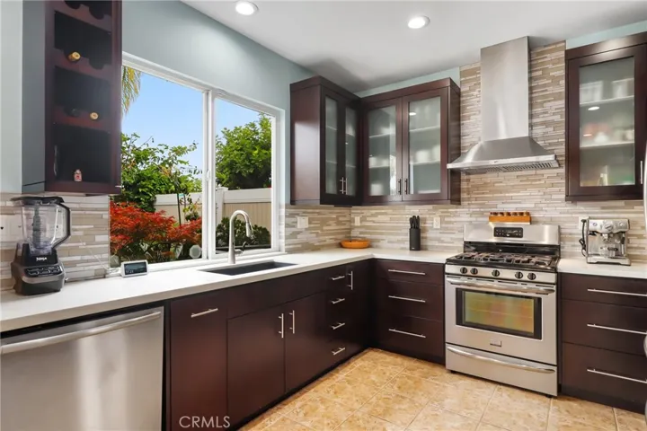 2 Serena Way, Stanton, California 90680