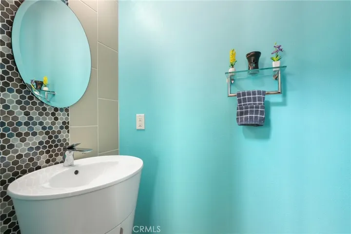 2 Serena Way, Stanton, California 90680