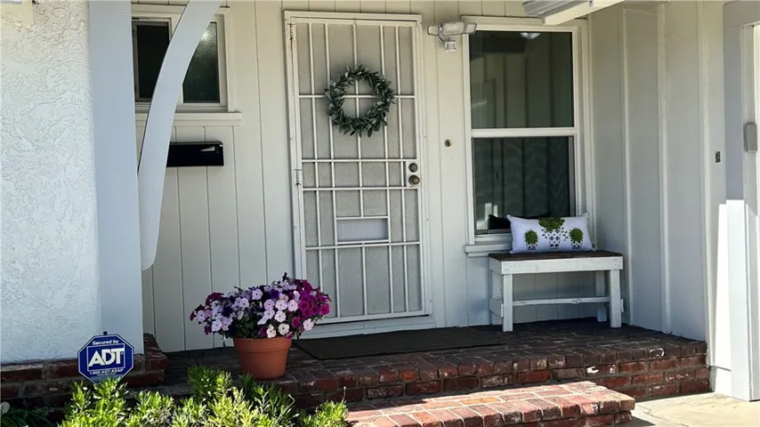 Security screen door