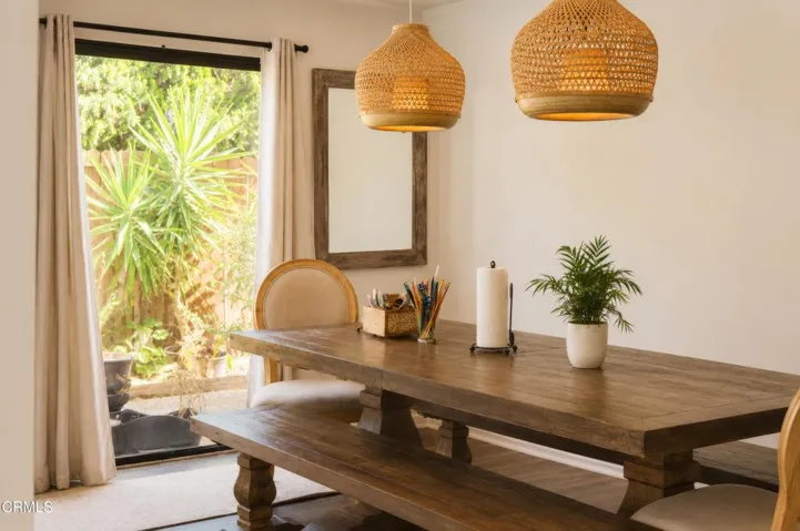 Dining area 2
