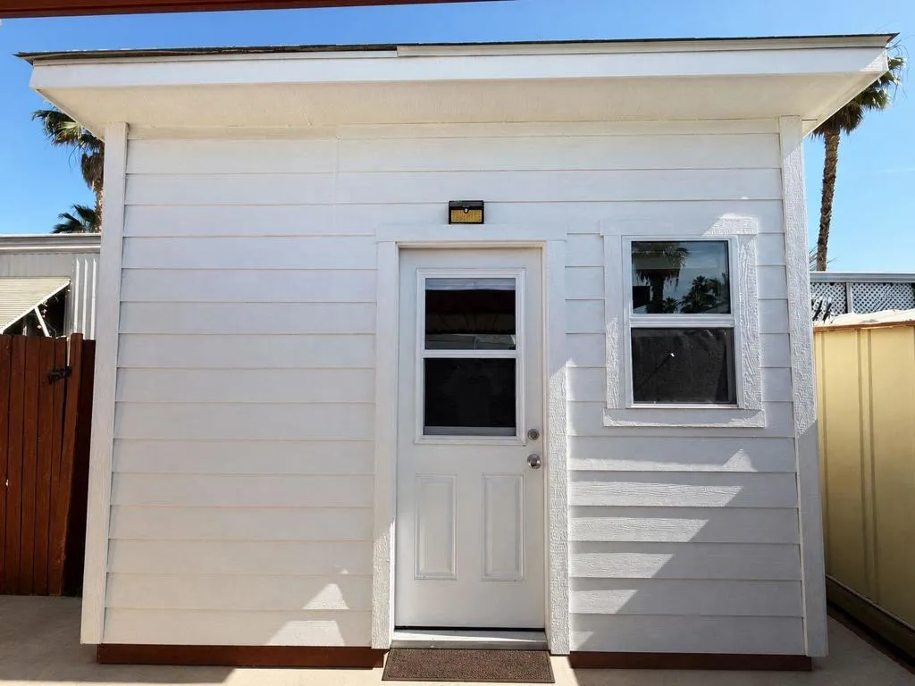 Detached Cottage