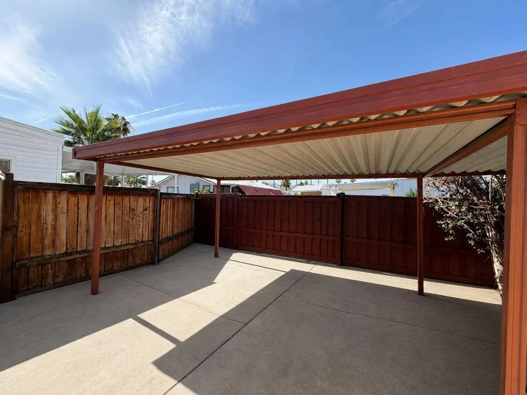 Patio/Driveway