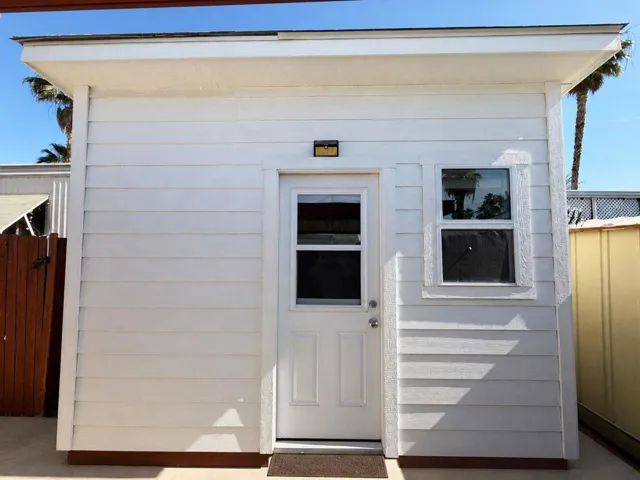 Detached Cottage