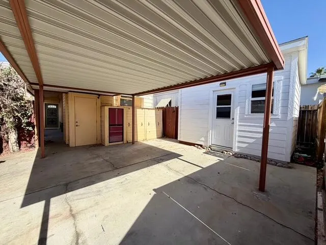 Patio/Driveway