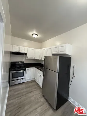 738 New Hampshire Avenue 207, Los Angeles, California 90005