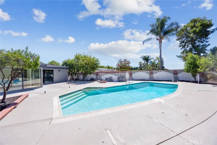 16417 Knollwood Drive, Granada Hills, California 91344