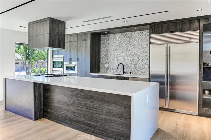 16417 Knollwood Drive, Granada Hills, California 91344