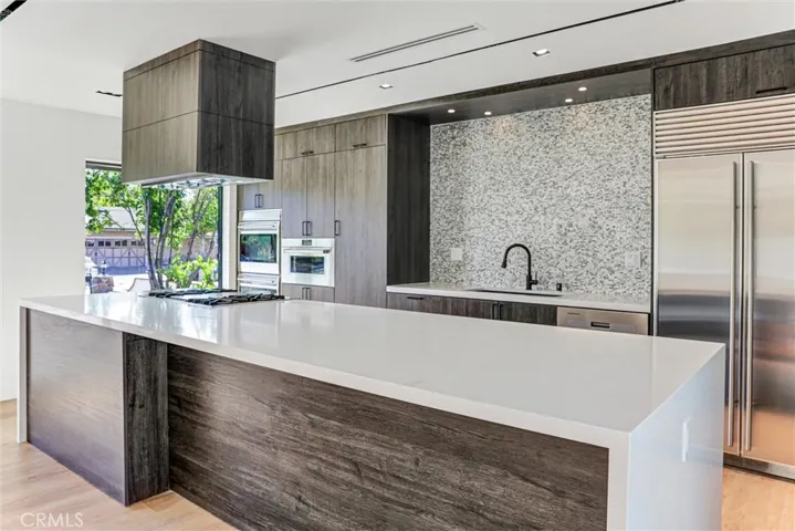 16417 Knollwood Drive, Granada Hills, California 91344