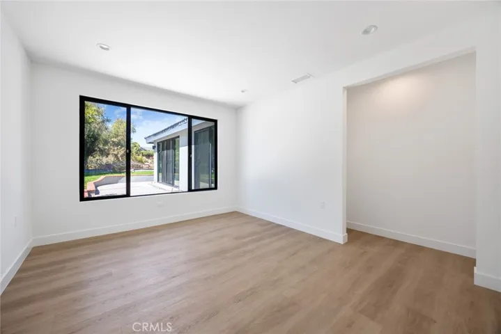 16417 Knollwood Drive, Granada Hills, California 91344