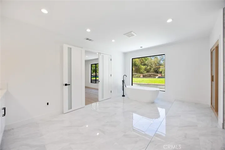 16417 Knollwood Drive, Granada Hills, California 91344
