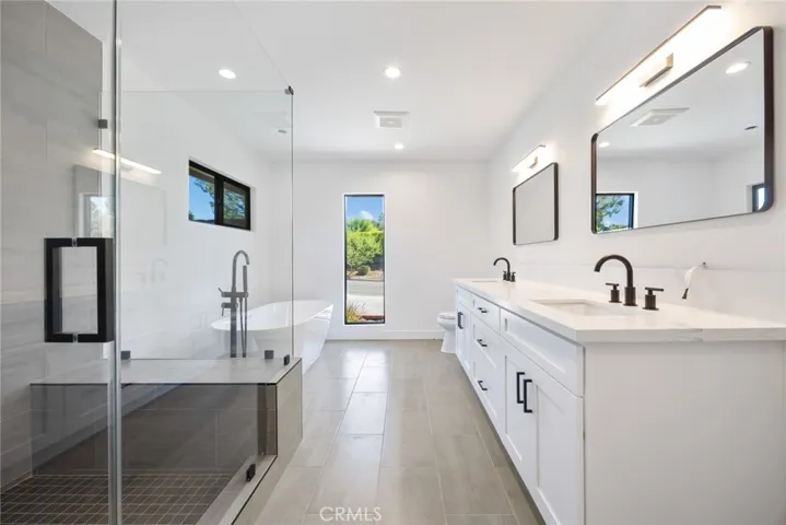 16417 Knollwood Drive, Granada Hills, California 91344