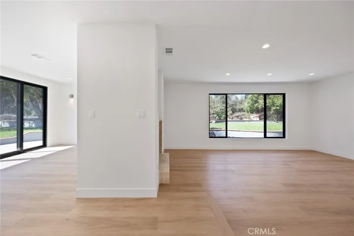16417 Knollwood Drive, Granada Hills, California 91344