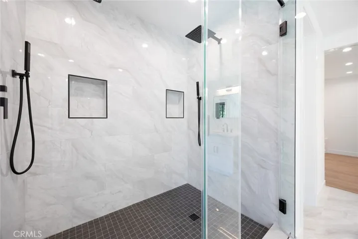 16417 Knollwood Drive, Granada Hills, California 91344