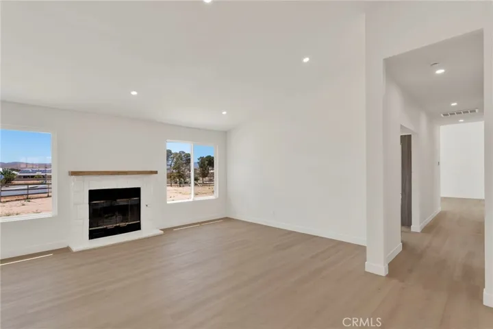 27679 River Rock, Helendale, California 92342