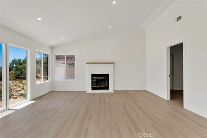 27679 River Rock, Helendale, California 92342