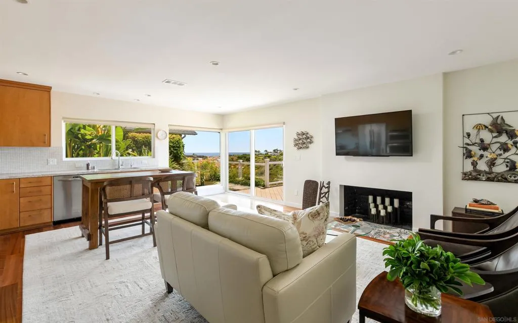 Ocean and canyon views from the kitchen/family area