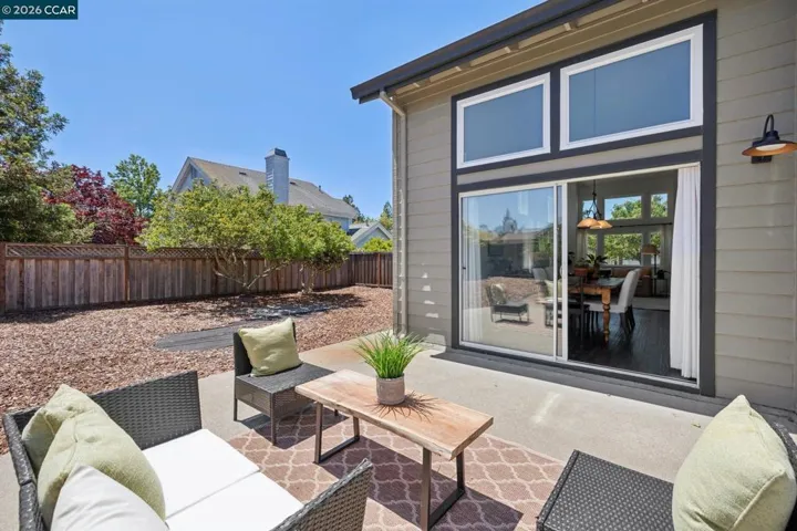 2724 De La Briandais Ct, Pinole, California 94564