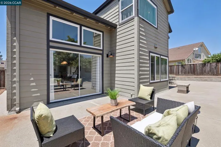 2724 De La Briandais Ct, Pinole, California 94564