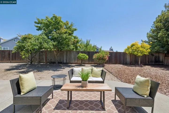 2724 De La Briandais Ct, Pinole, California 94564