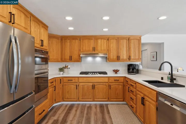 2724 De La Briandais Ct, Pinole, California 94564