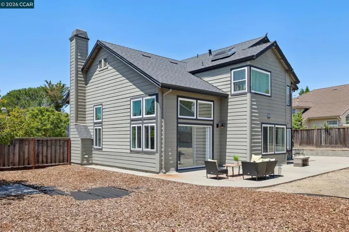 2724 De La Briandais Ct, Pinole, California 94564