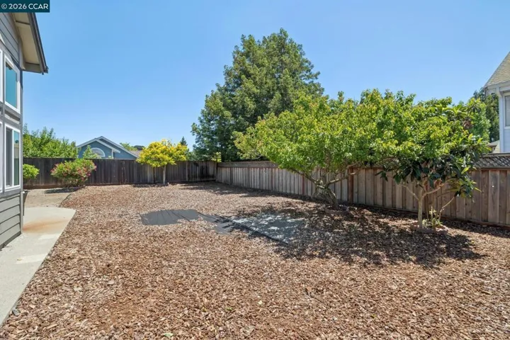 2724 De La Briandais Ct, Pinole, California 94564