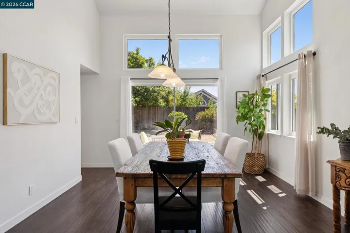 2724 De La Briandais Ct, Pinole, California 94564