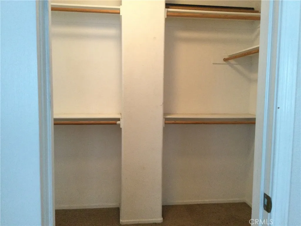 Main Walking closet