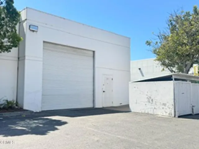 Roll up door