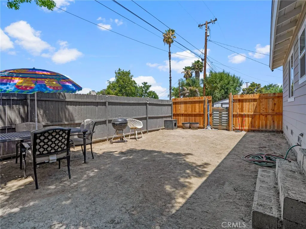 Sideyard