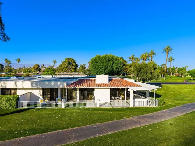 91 Columbia Drive