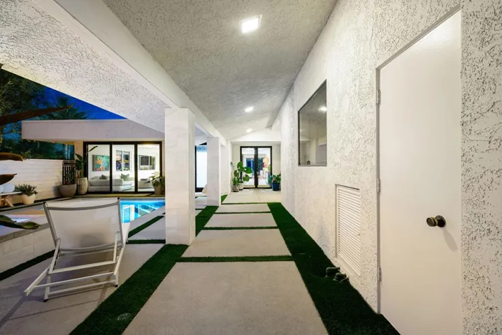 91 Columbia Drive