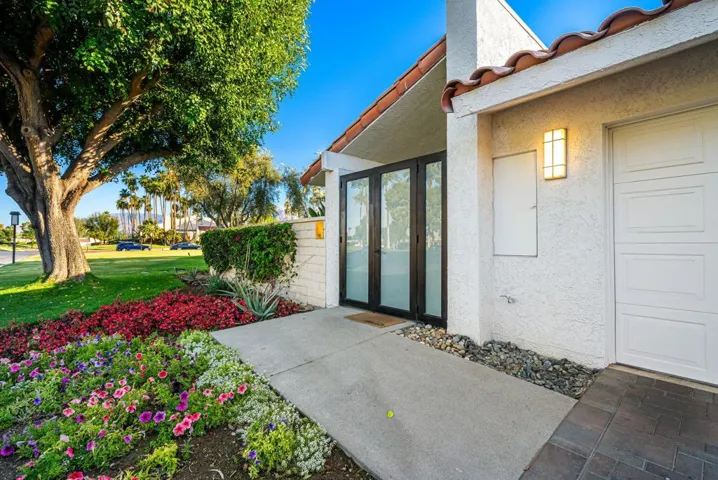 91 Columbia Drive