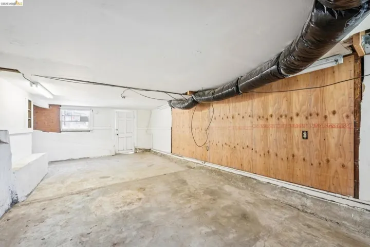 3042 Carlsen St, Oakland, California 94602