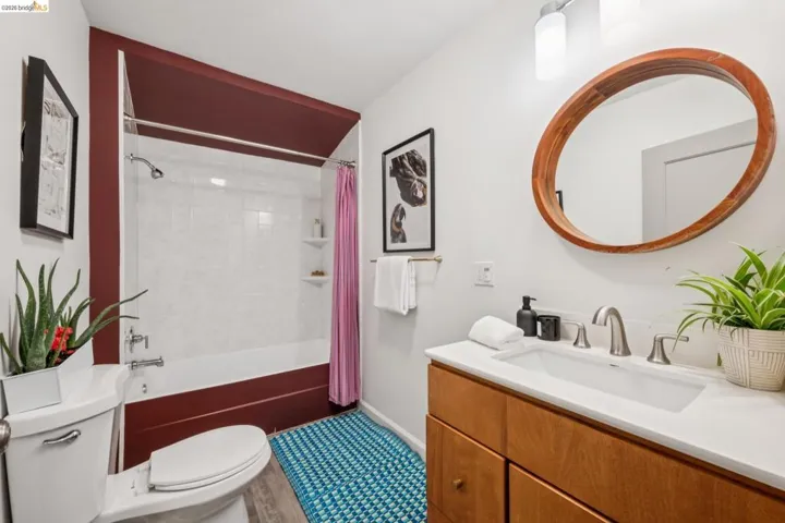 3042 Carlsen St, Oakland, California 94602