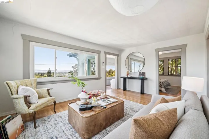 3042 Carlsen St, Oakland, California 94602