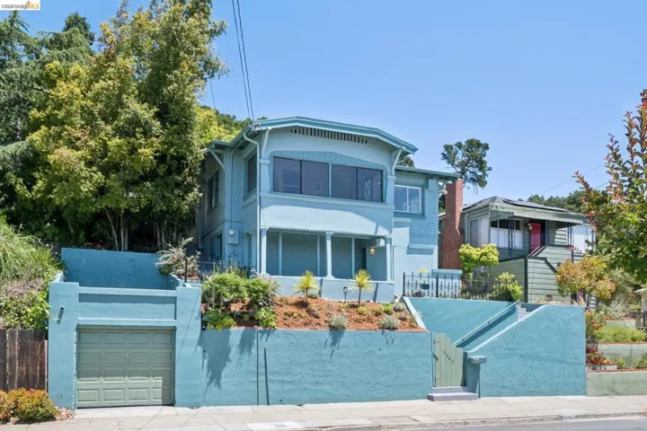 3042 Carlsen St, Oakland, California 94602