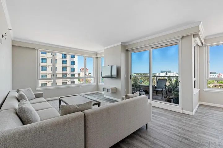 3890 Nobel 1003, San Diego, California 92122