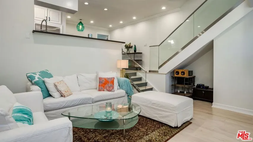 1144 17th Street 11, Santa Monica, California 90403