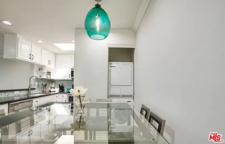 1144 17th Street 11, Santa Monica, California 90403