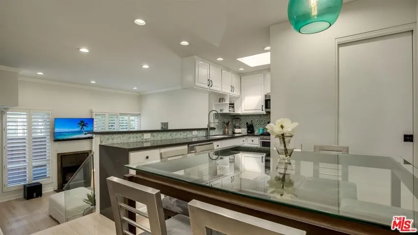 1144 17th Street 11, Santa Monica, California 90403