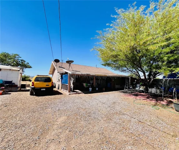 10877 Chamberlaine Way, Adelanto, California 92301