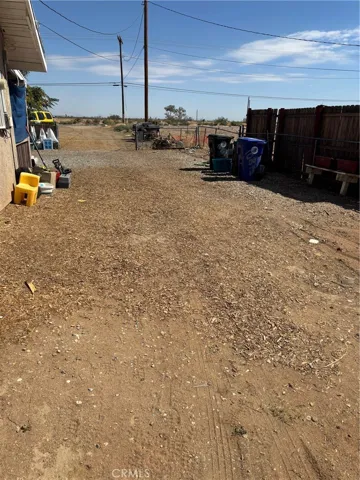 10877 Chamberlaine Way, Adelanto, California 92301