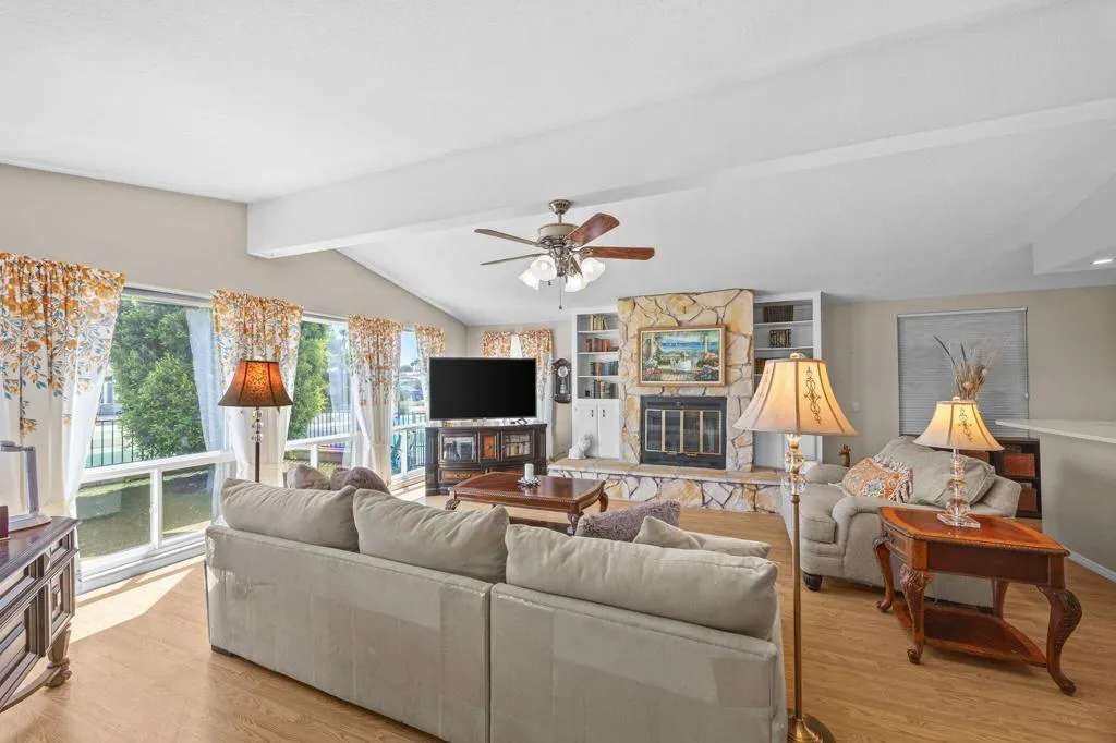 RaeAllenMedia Palm Greens Pkwy-10