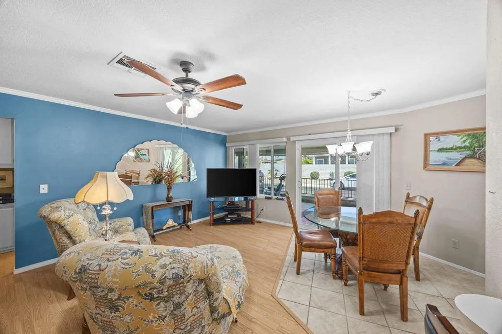 RaeAllenMedia Palm Greens Pkwy-17