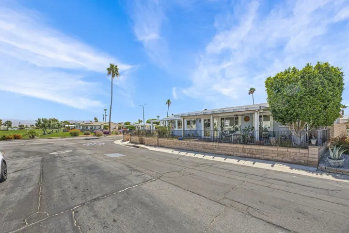 RaeAllenMedia Palm Greens Pkwy-29